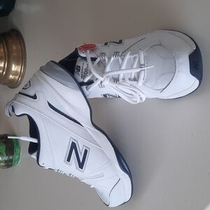 New Balance SIZE 10.5 4E Wide